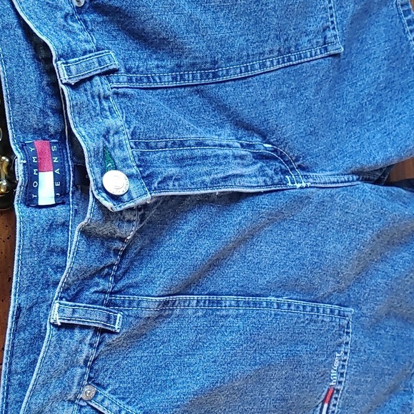 🌻Tommy Hilfiger Vintage Buckle Back Jean Shorts - Picture 3 of 10